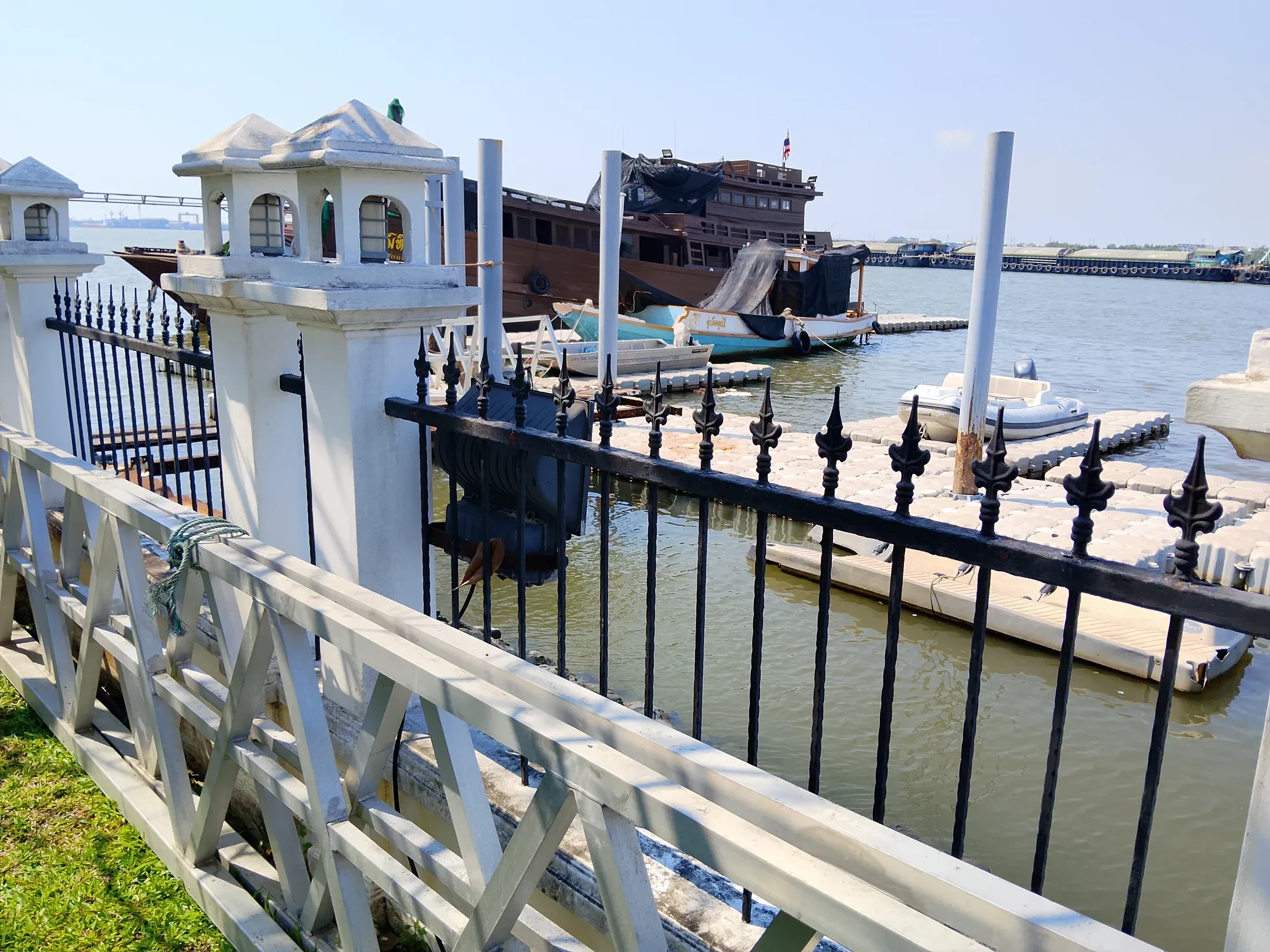Balustraded terrace overlooking the river landing